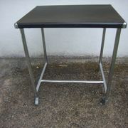 Serving top faux leather 2-wheeled