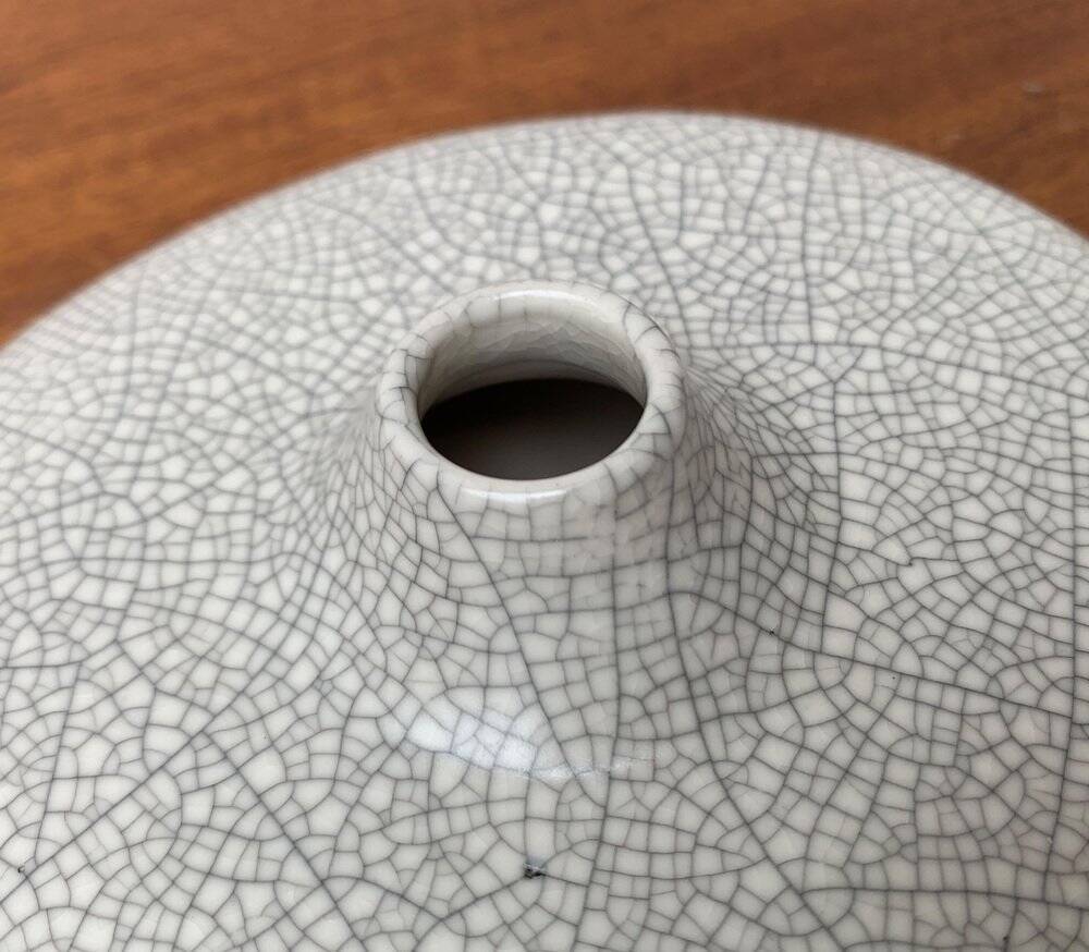 Postmodern minimalist ceramic vase in an organic shape by Asa Selection, 1980s.