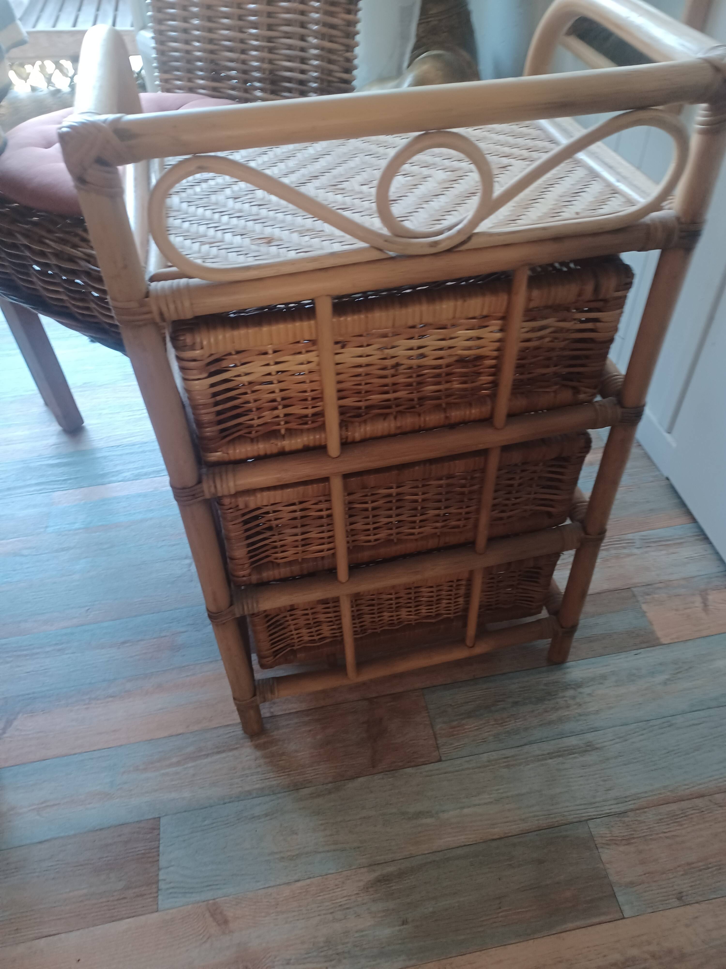 Lot de 2 commodes 3 tiroirs en rotin vintage