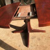 Baumann extendable round dining table and 4 gondola chairs