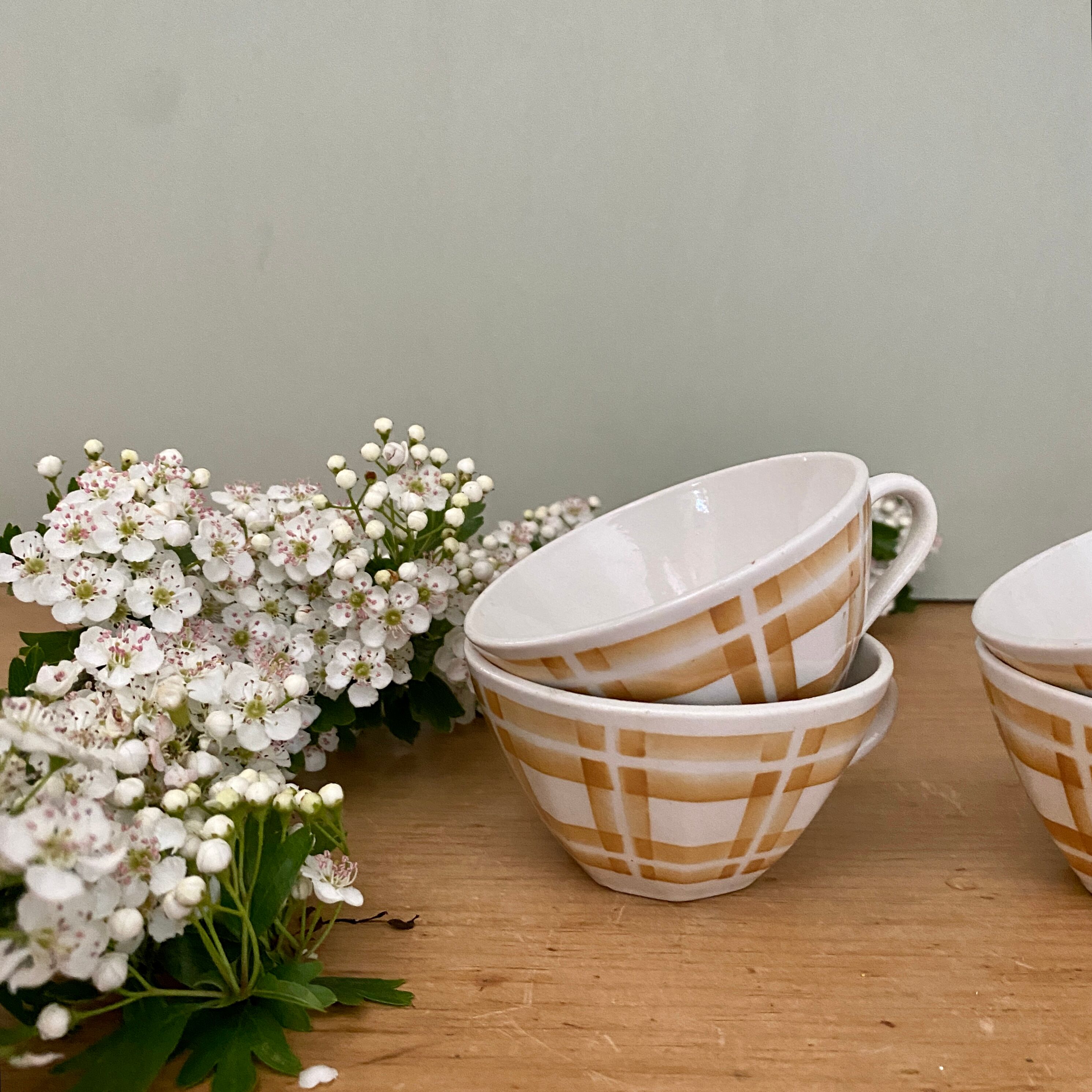Set of 4 antique coffee cups in opaque porcelain from Badonvillier