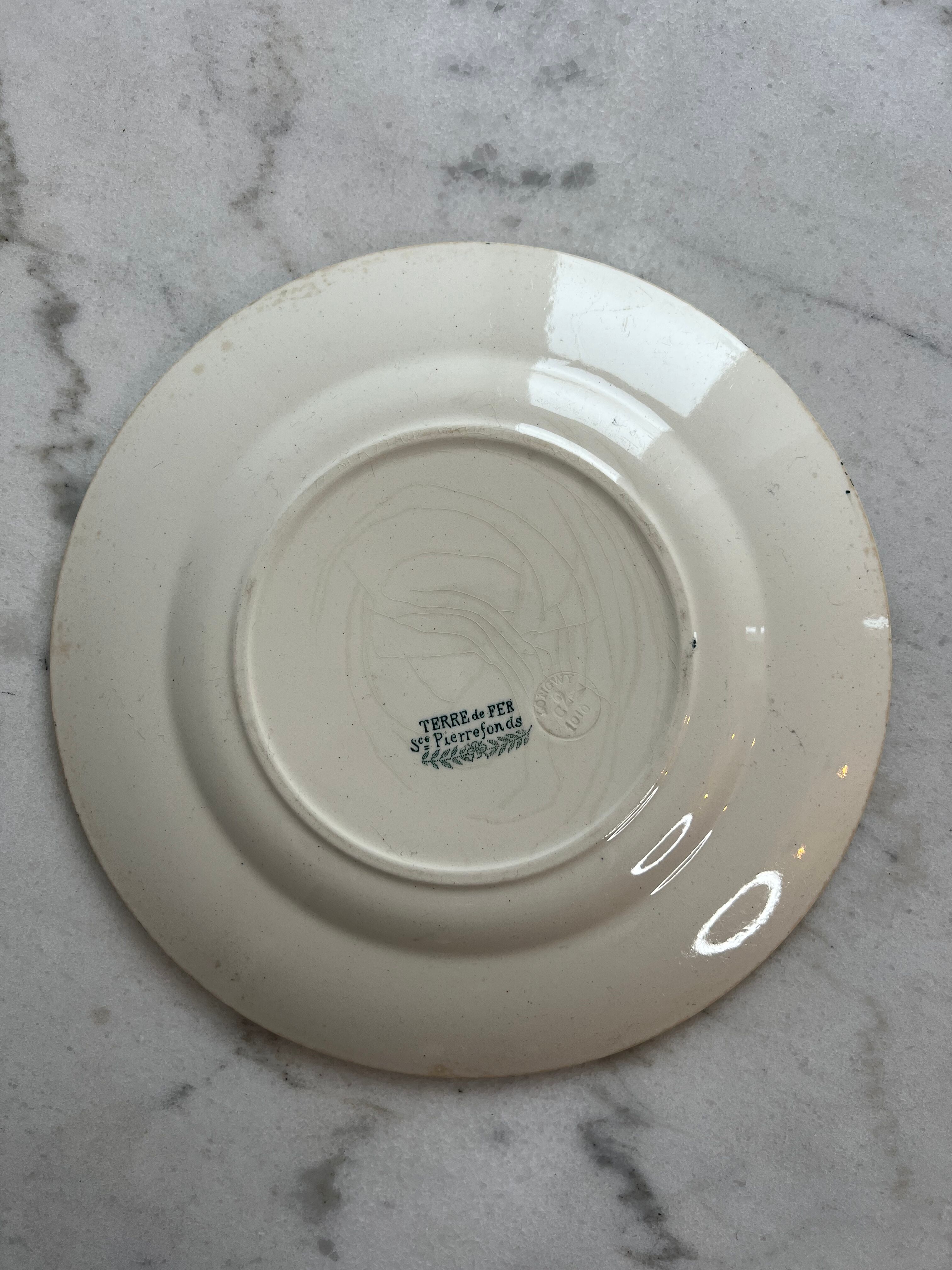 Terre de Fer flat plate Société Pierrefonds