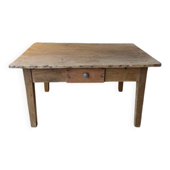 Table basse de ferme