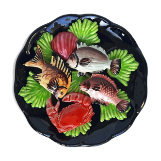 Flat wall plate ceramic Vallauris. Fish, crab, shellfish