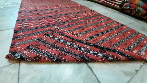 tapis rouge, tapis marocain rayé, tapis berbère 230x120cm