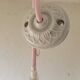 Suspension en verre rose