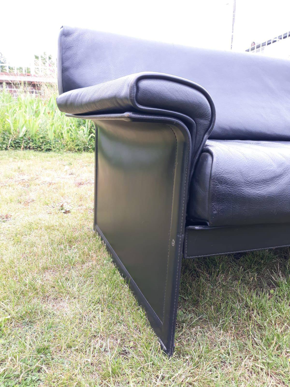 Leather sofa Tito Agnoli for Matteo Grassi