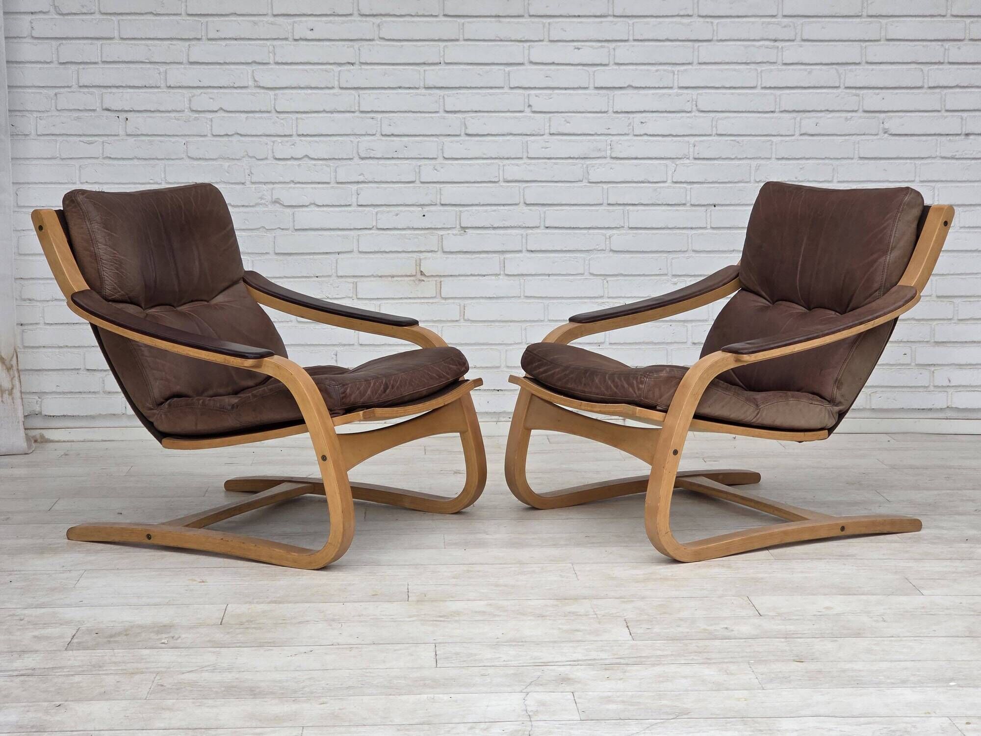 1970s, Swedish design by Åke Fribytter, armchair, leather, bentwood.