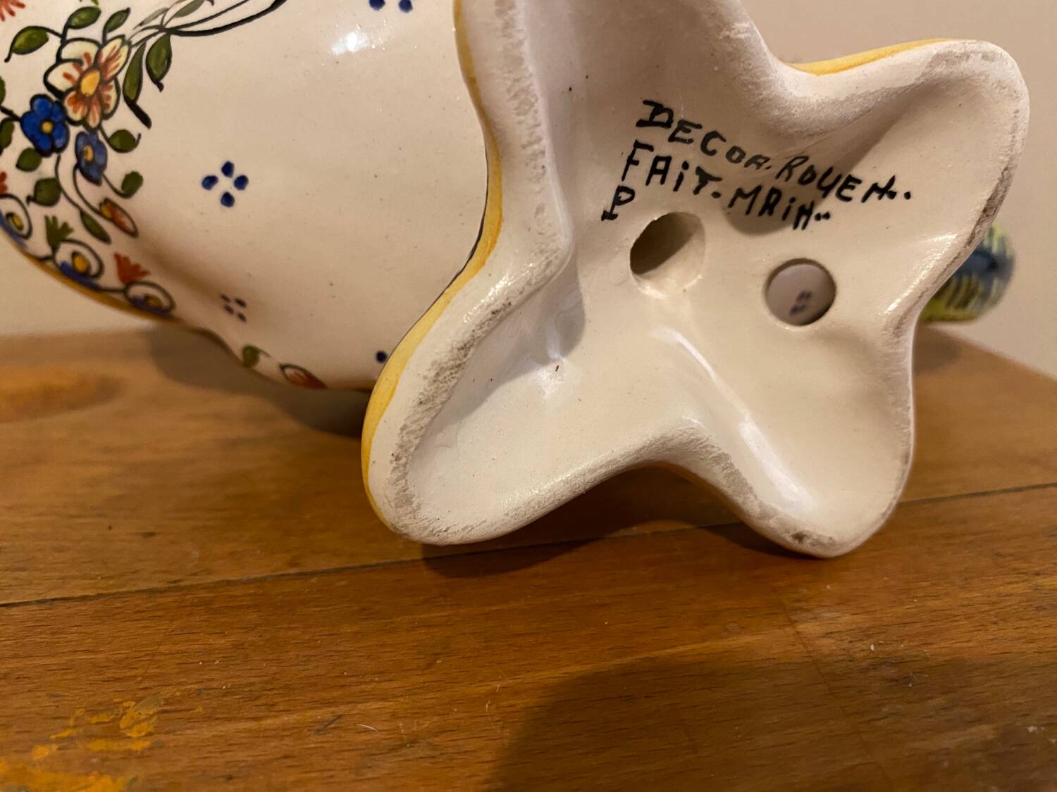 Rouen ceramic hand candle holder