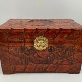 Coffret en bois sculpté Chine décor de pagode