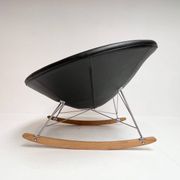 Fauteuil à bascule design Donut, après 2000