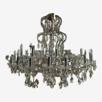 Lustre 35 lampes en verre de Murano et pampilles de cristal D120cm