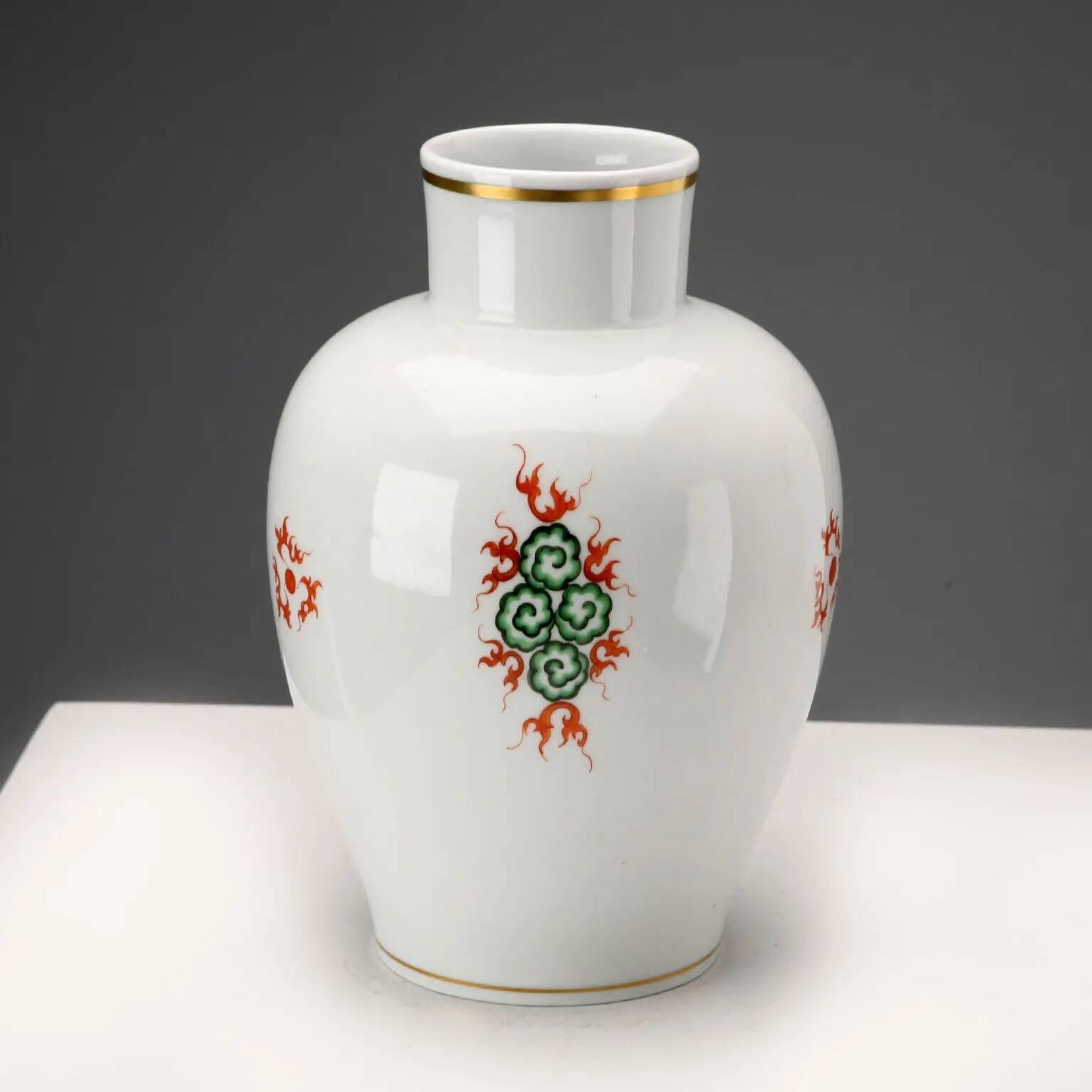 Antique Meissen vase in Asian style, Germany, 20th century.
