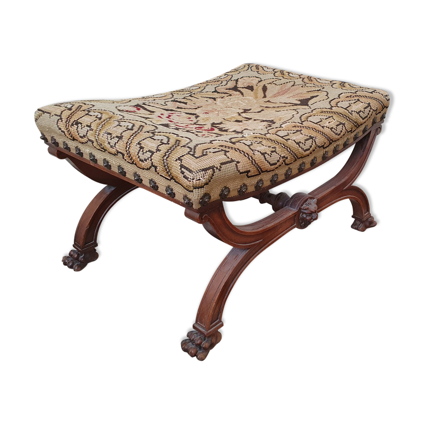 Feet rest curule