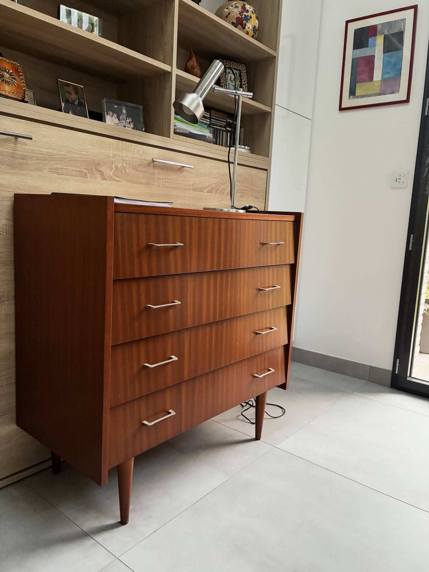 Vintage teak chest of drawers with 4 drawers from the 1960s.
