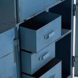 Vintage industrial-style metal cabinet (c.1950)