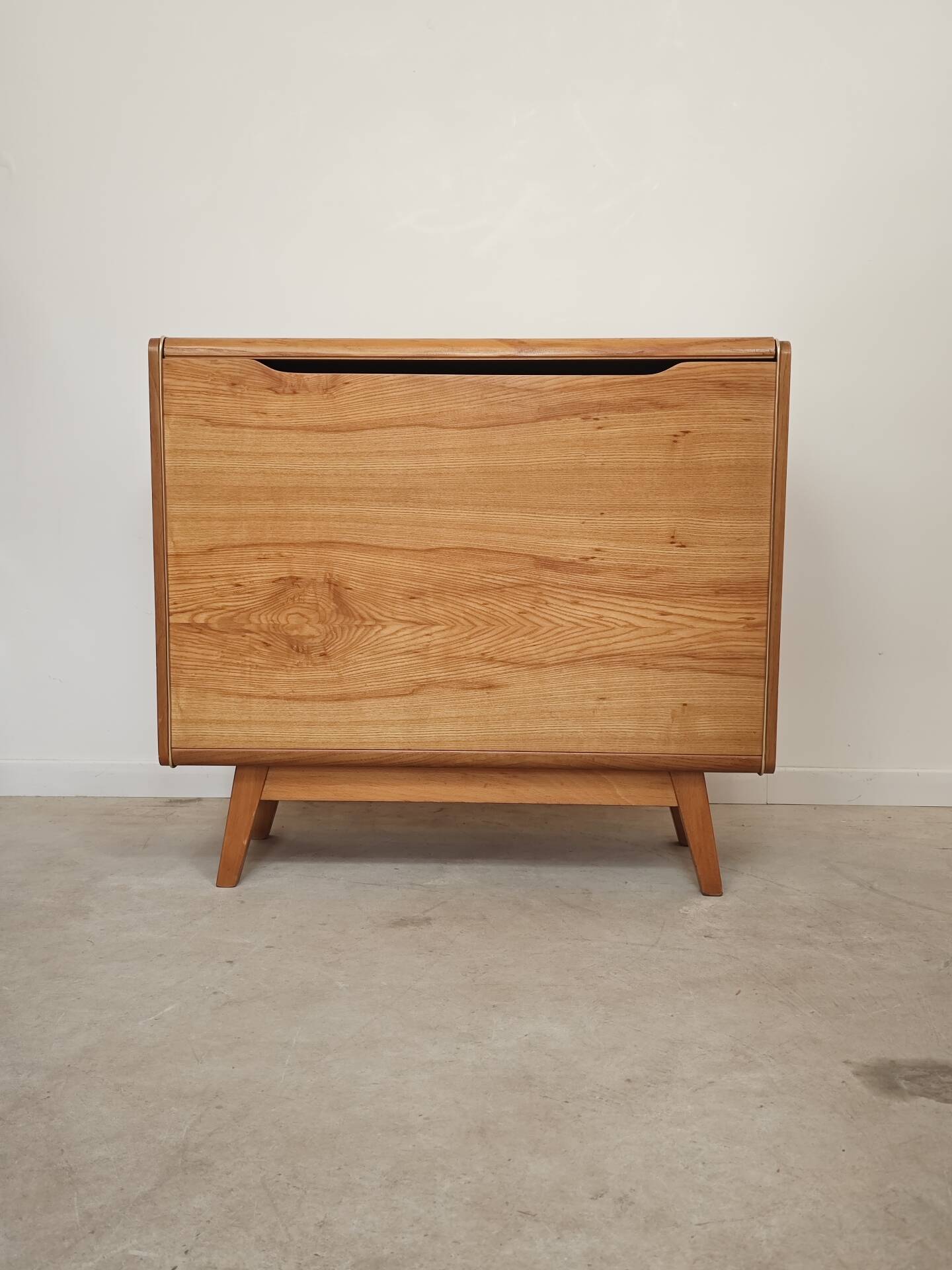 Cover chest, toy chest Landsman and Nepozitek Jitona.