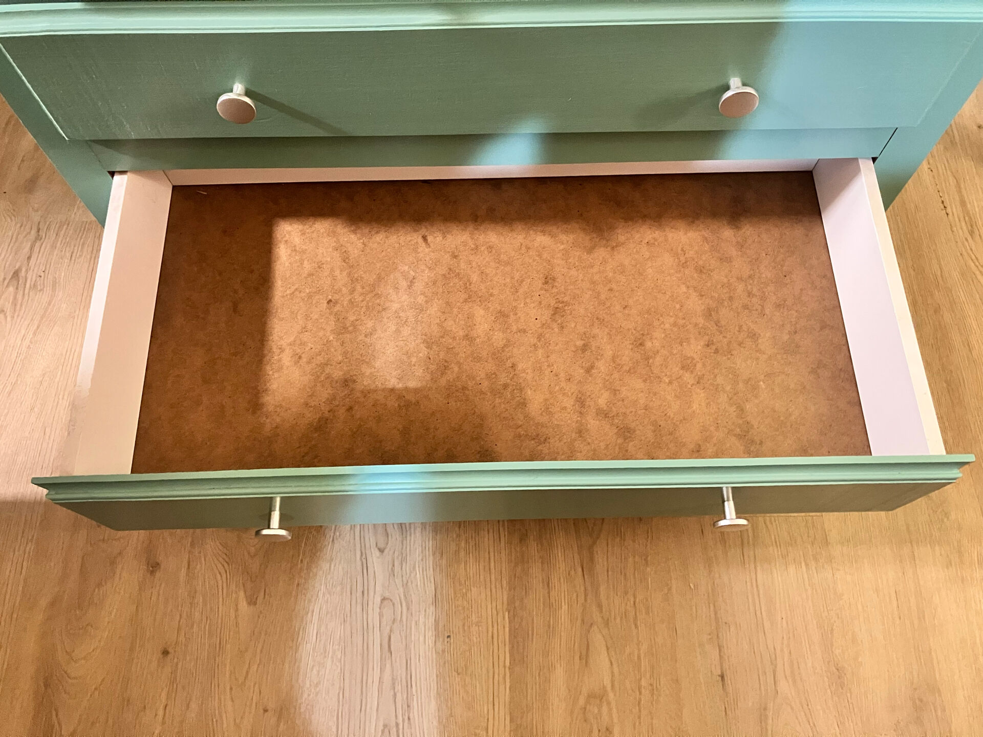 Green Provence wooden chest of drawers