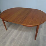Scandinavian round table MSE Mobler in teak
