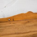 Scalloped wooden shelf