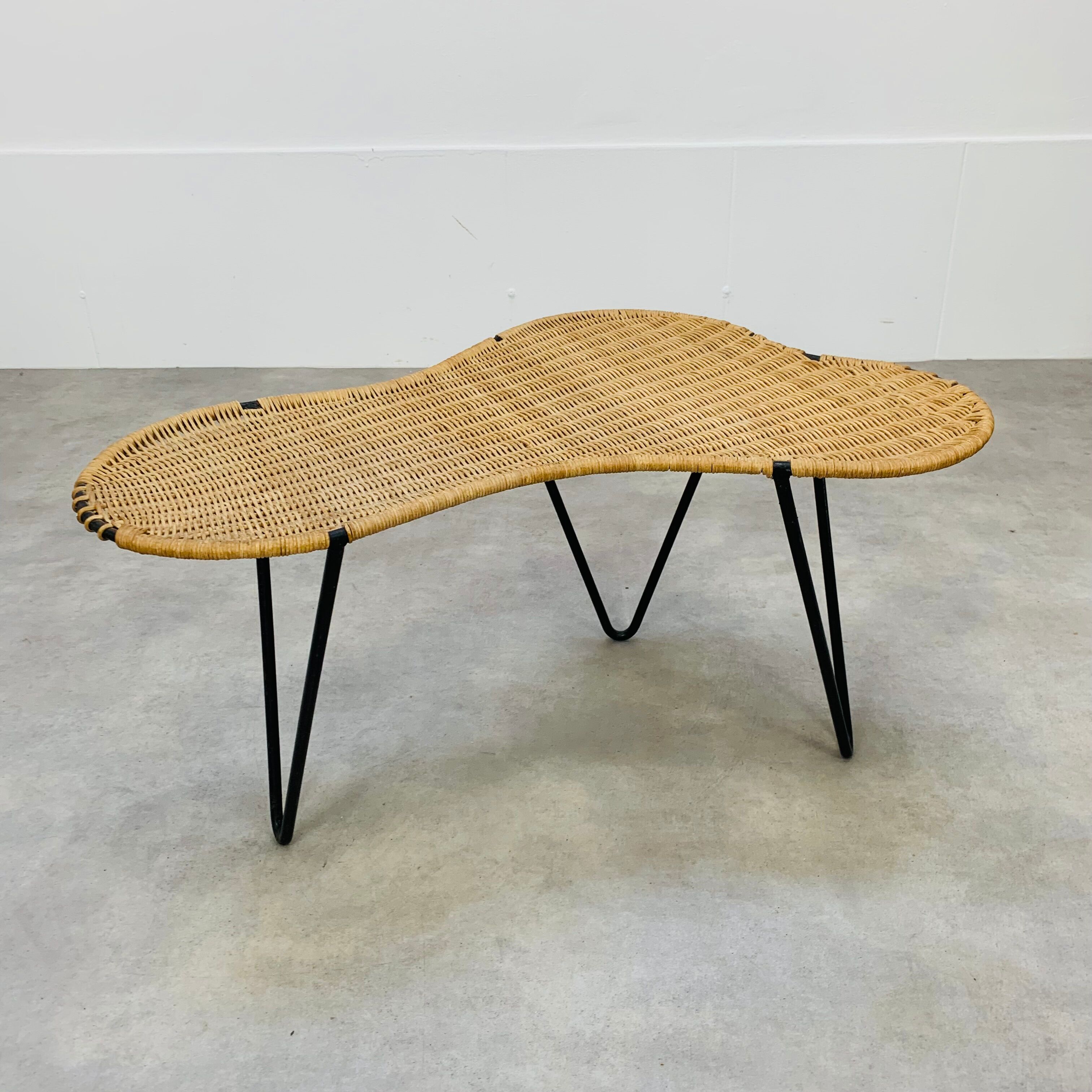 Side table Raoul Guys free form