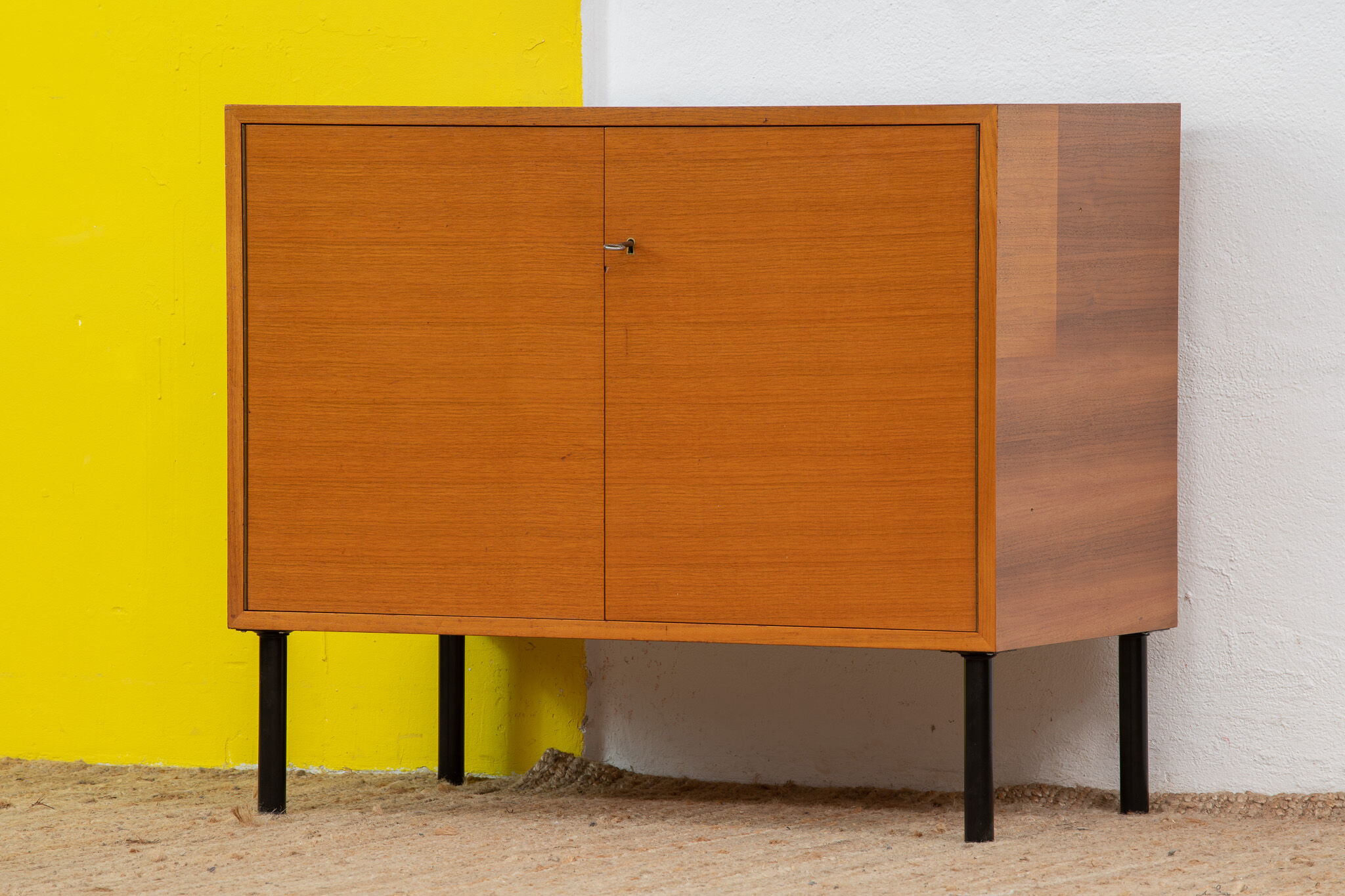 Vintage scandinavian buffet – 90 cm