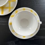 Paire de tasses à carreaux jaunes