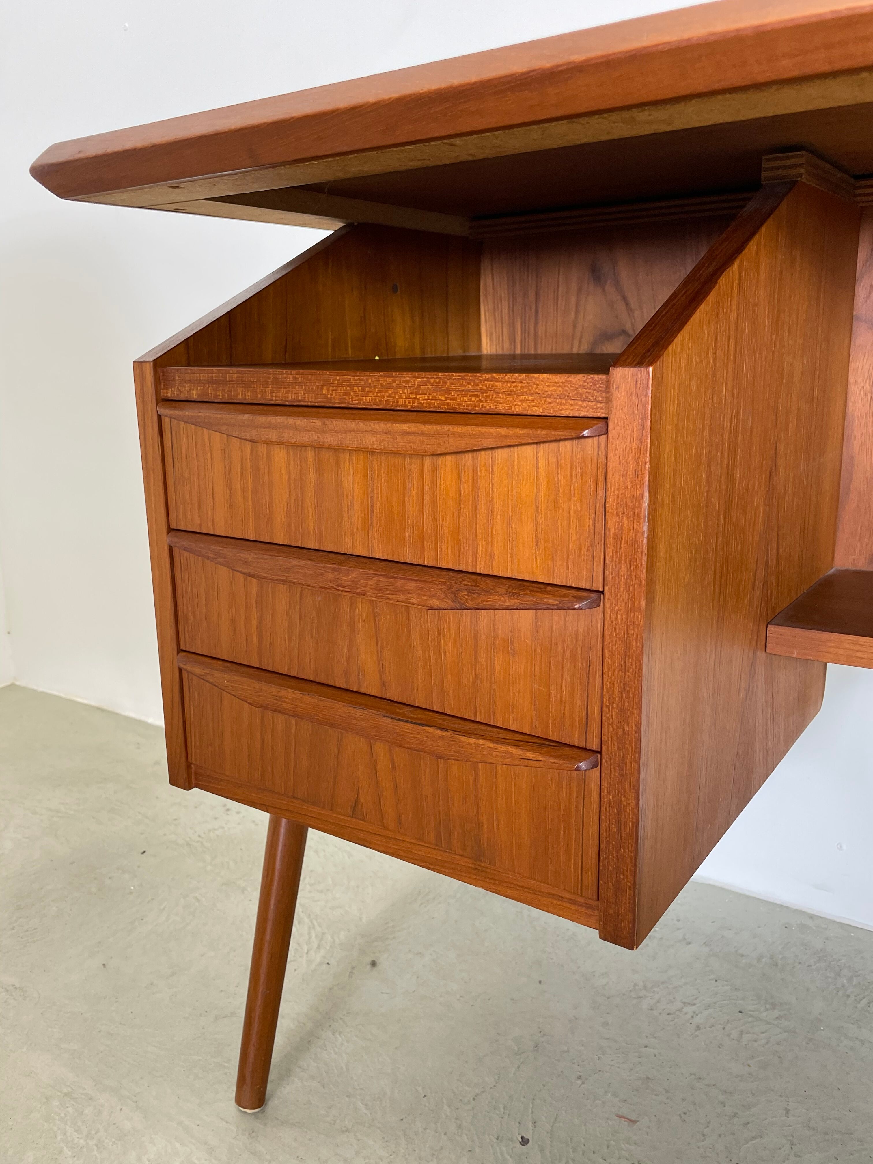 MidCentury Teak Desk by Tibergard, Denmark 1960