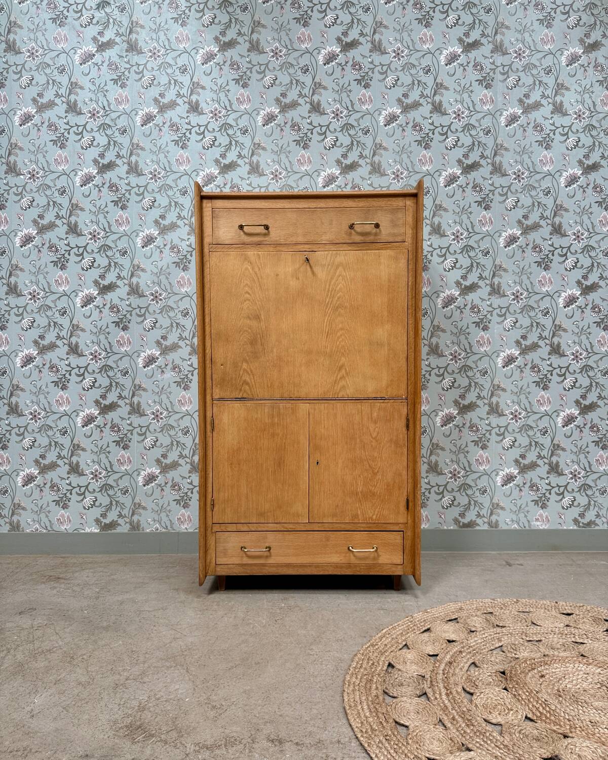 Vintage oak secretary from the 60s (renovated)