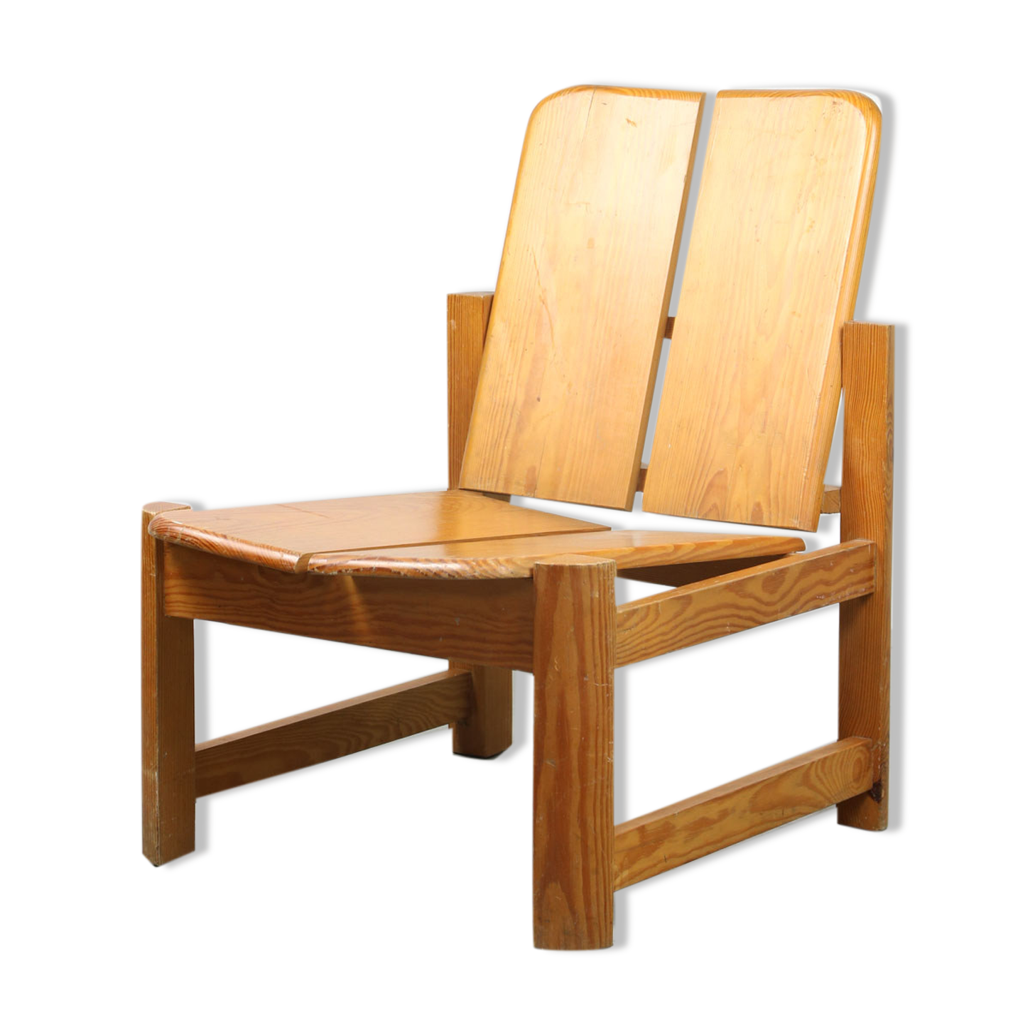 Vintage scandinavian pine lounge chair