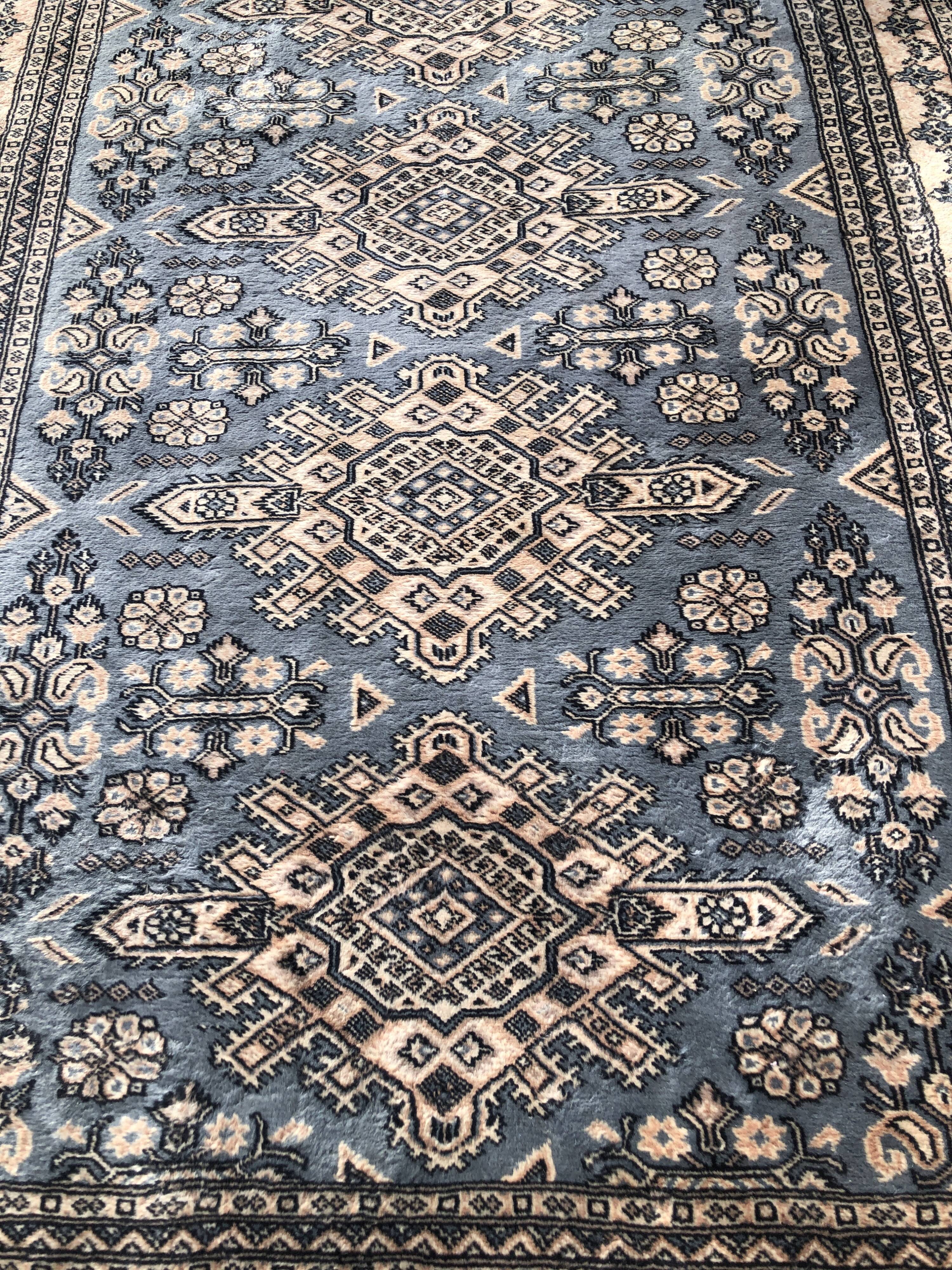 Carpet Iran pure wool and handmade, 280 x 188 cm