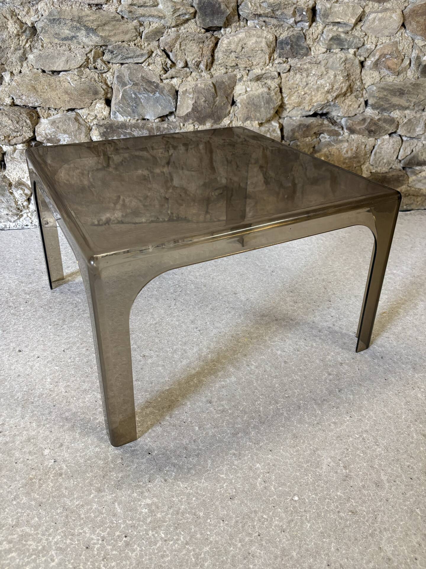 Square coffee table in moulded plastic, 1970