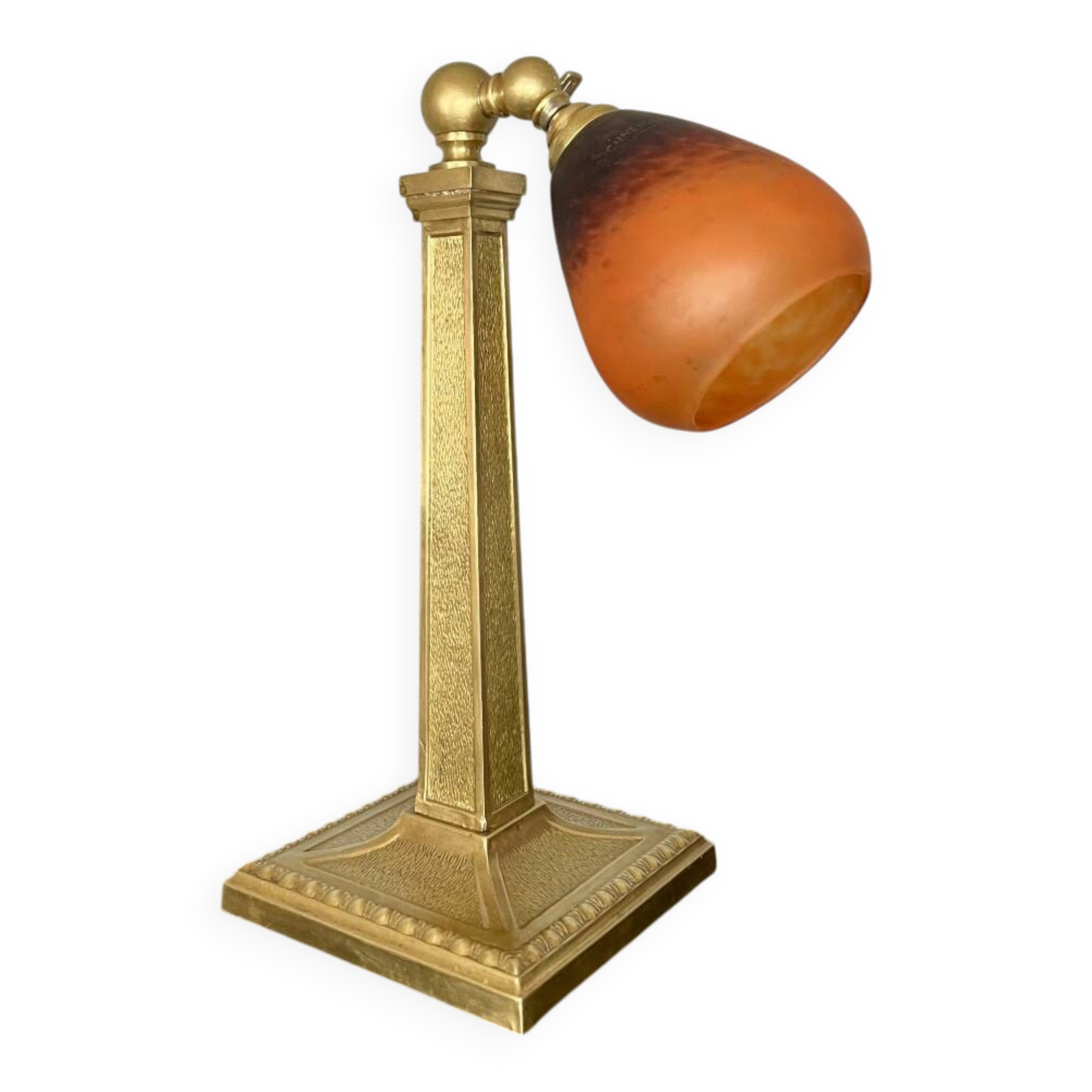 Table lamp