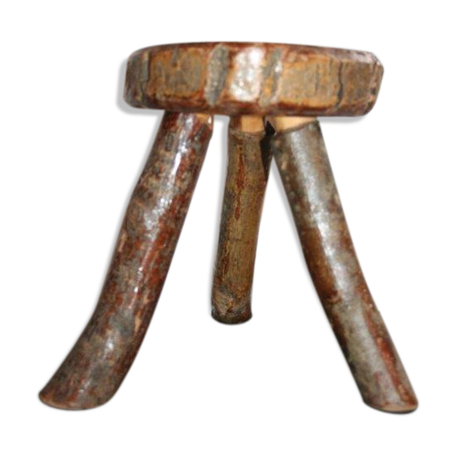 Tripod farm stool