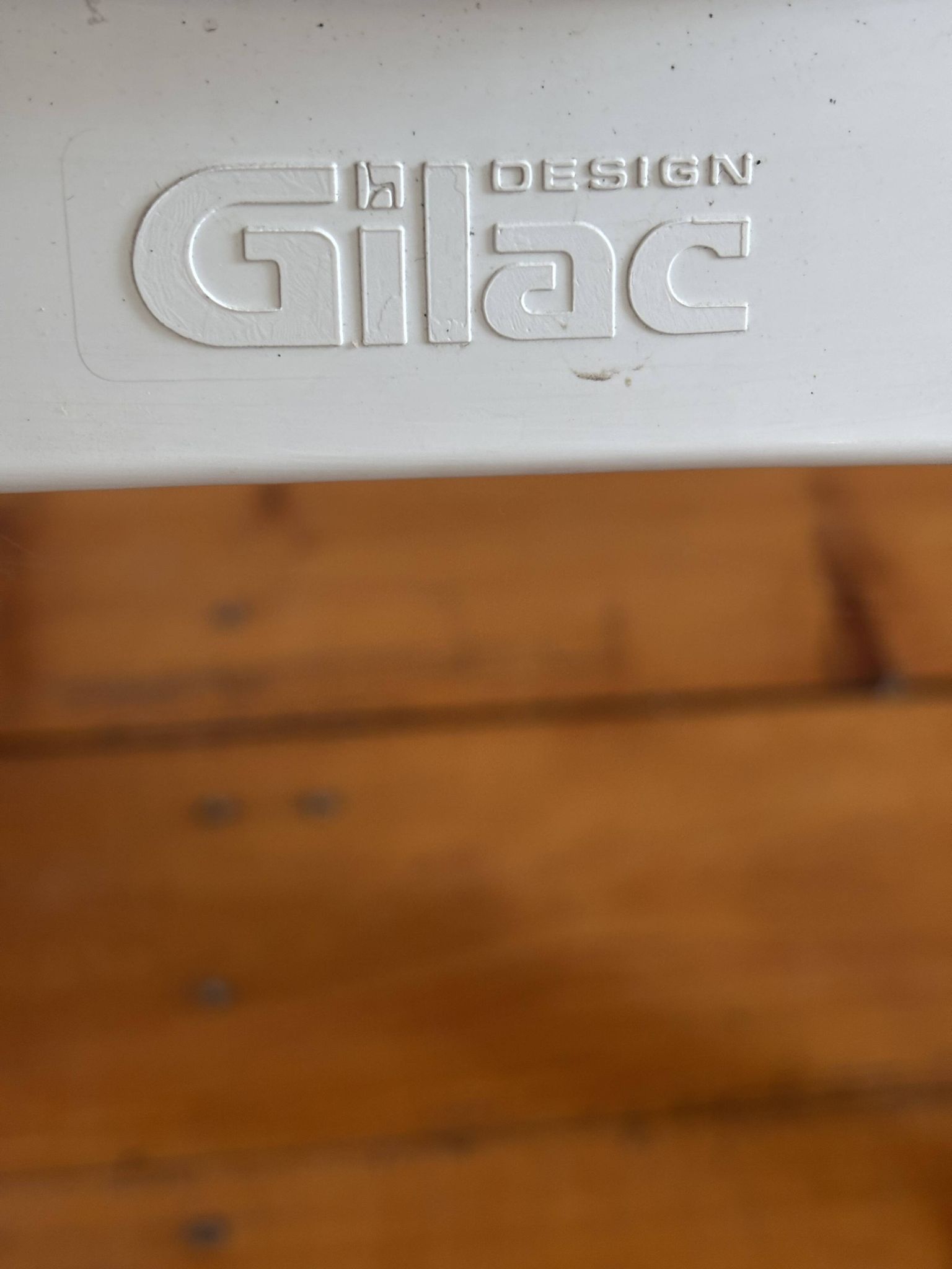 Set of 4 Gilac chairs from 1970.