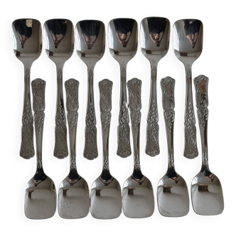 12 small dessert spoons