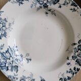 Deep plates (5) in earthenware from Saint Amand and Hamage, Terre de fer, Marie Louise model