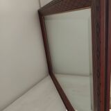 Beveled mirror, carved wood, gilded outline. 58x78x3 cm