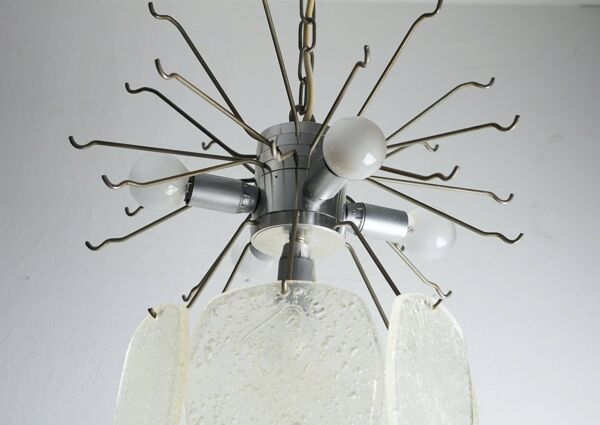 Suspension des années 1960-1970 avec 30 disques en acrylique ressemblant à du verre à glace.