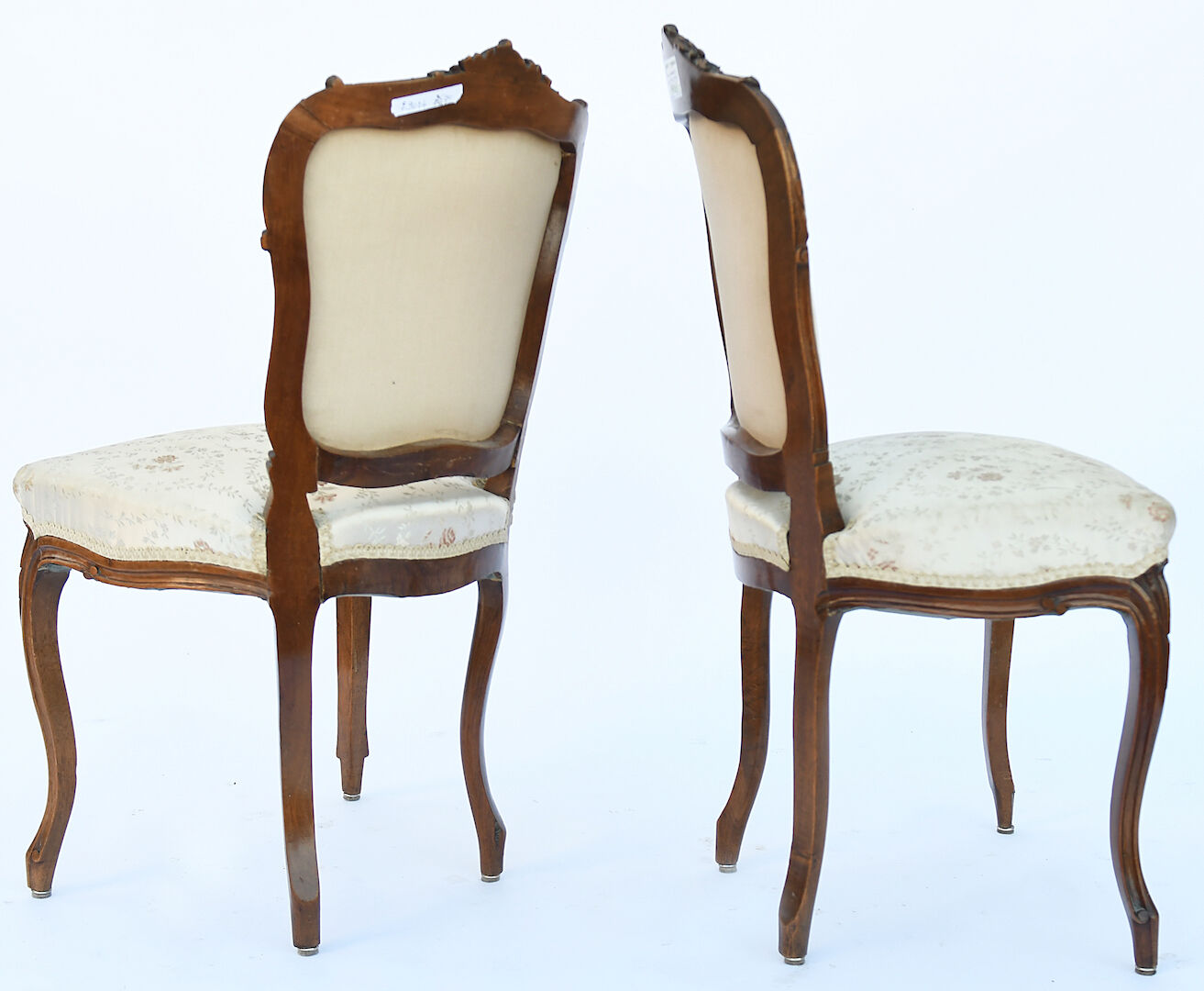 Salon en bois sculpté de style Louis XV