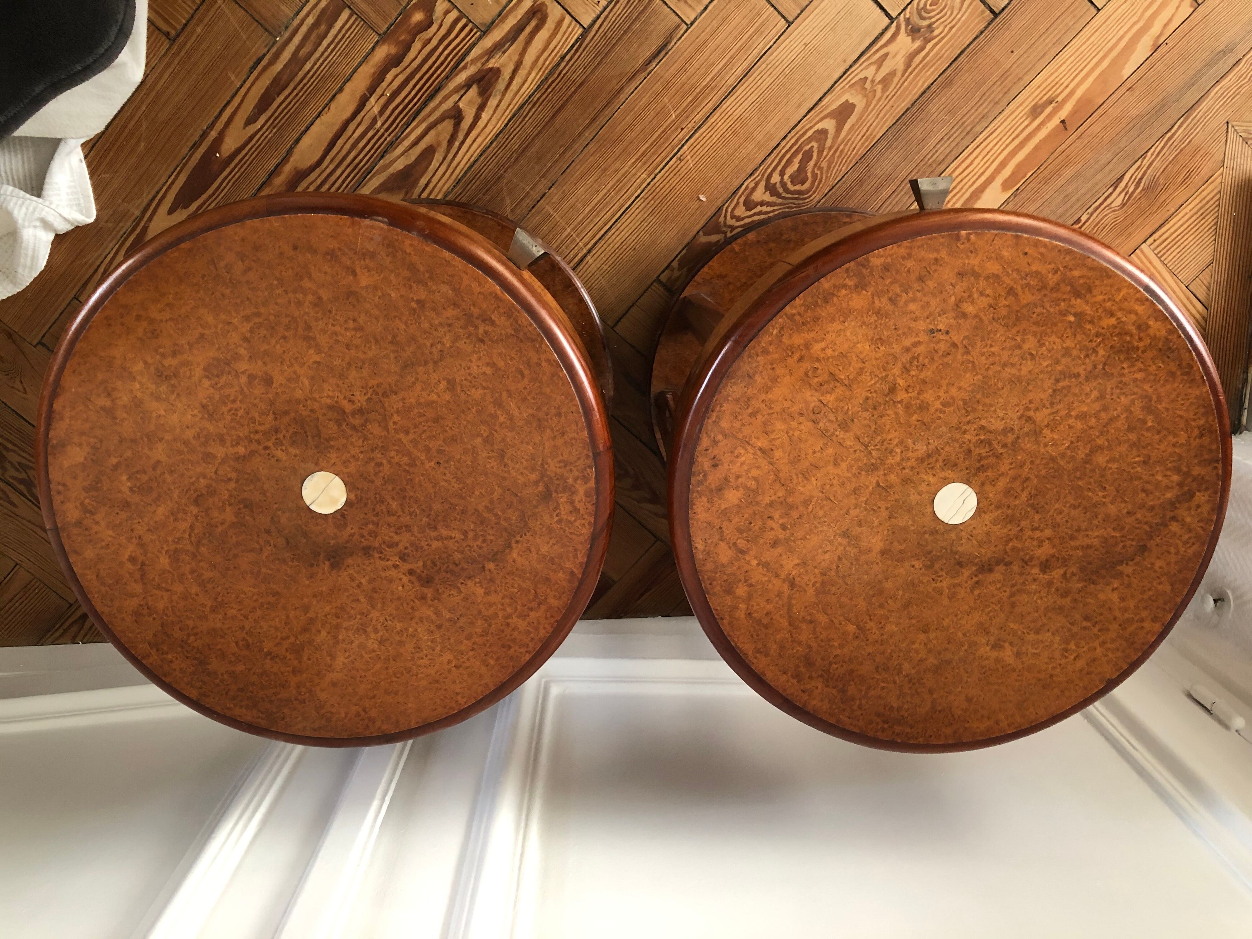 Pair of Art Deco bedside tables made of cedar magnifying glass