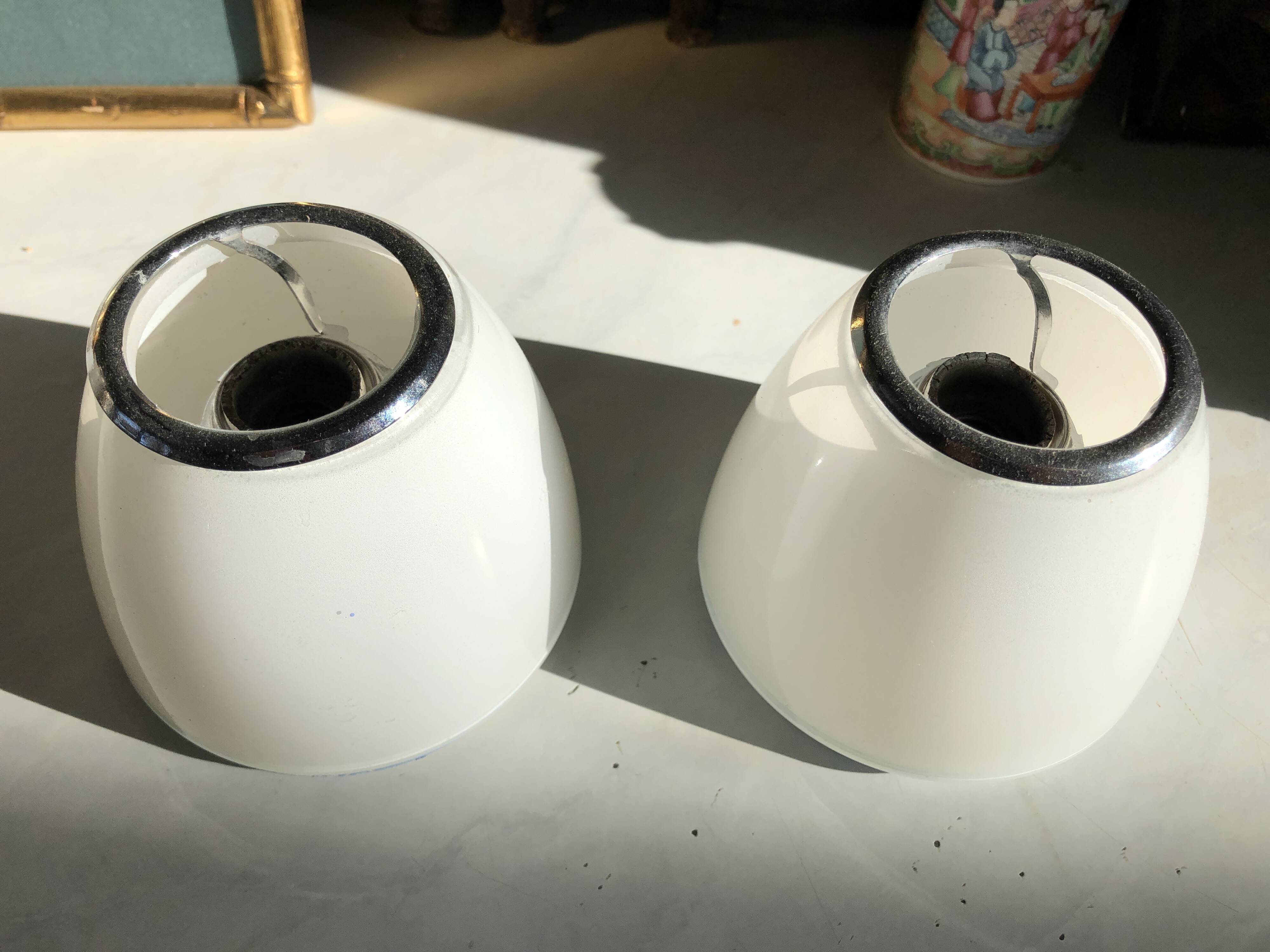 Pair of wall lights/White opal glass & Metal/Design Artémide/G Gismondi