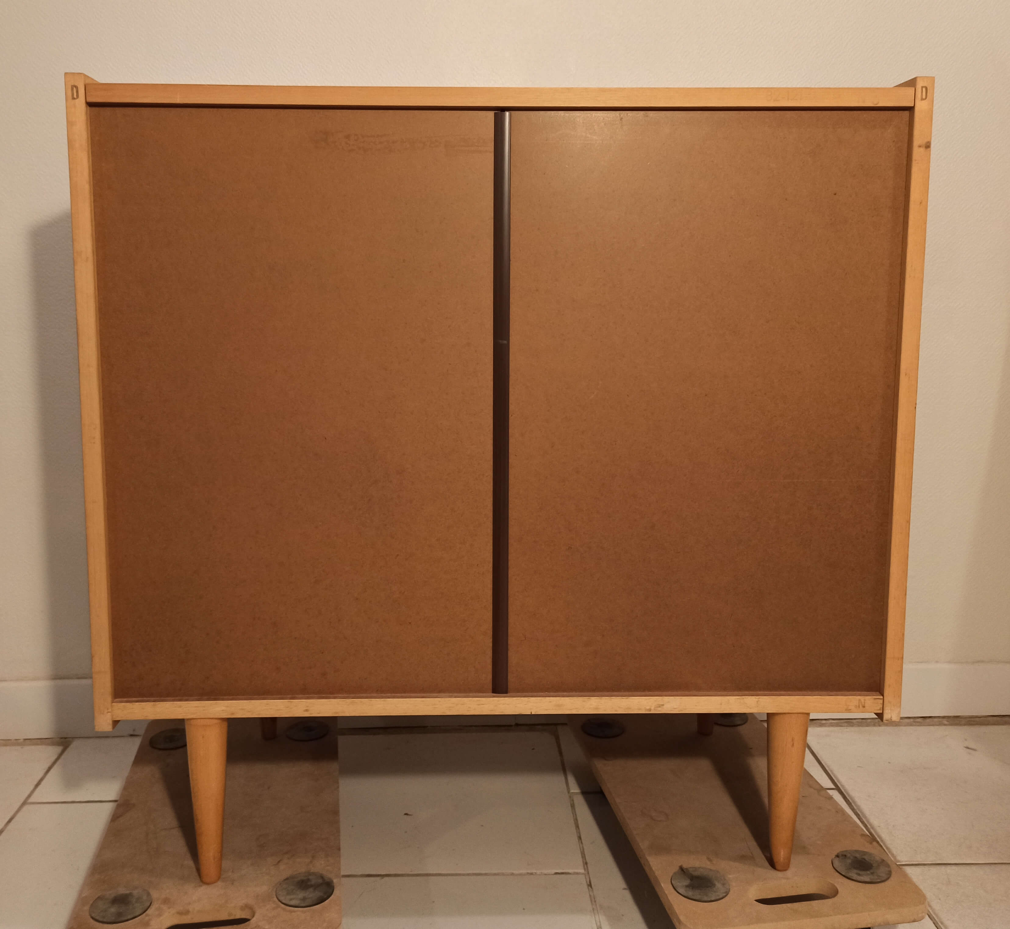 Vintage light wood commodity 4 drawers 1960