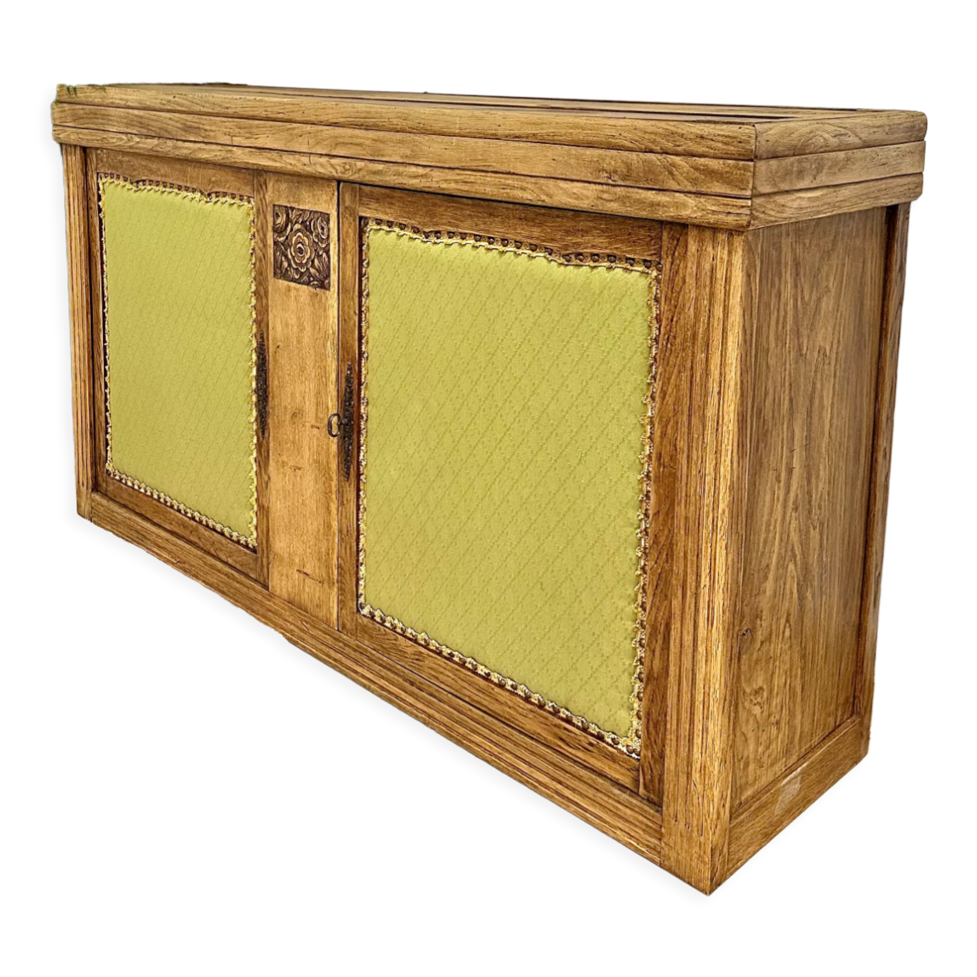 Country sideboard fabric doors