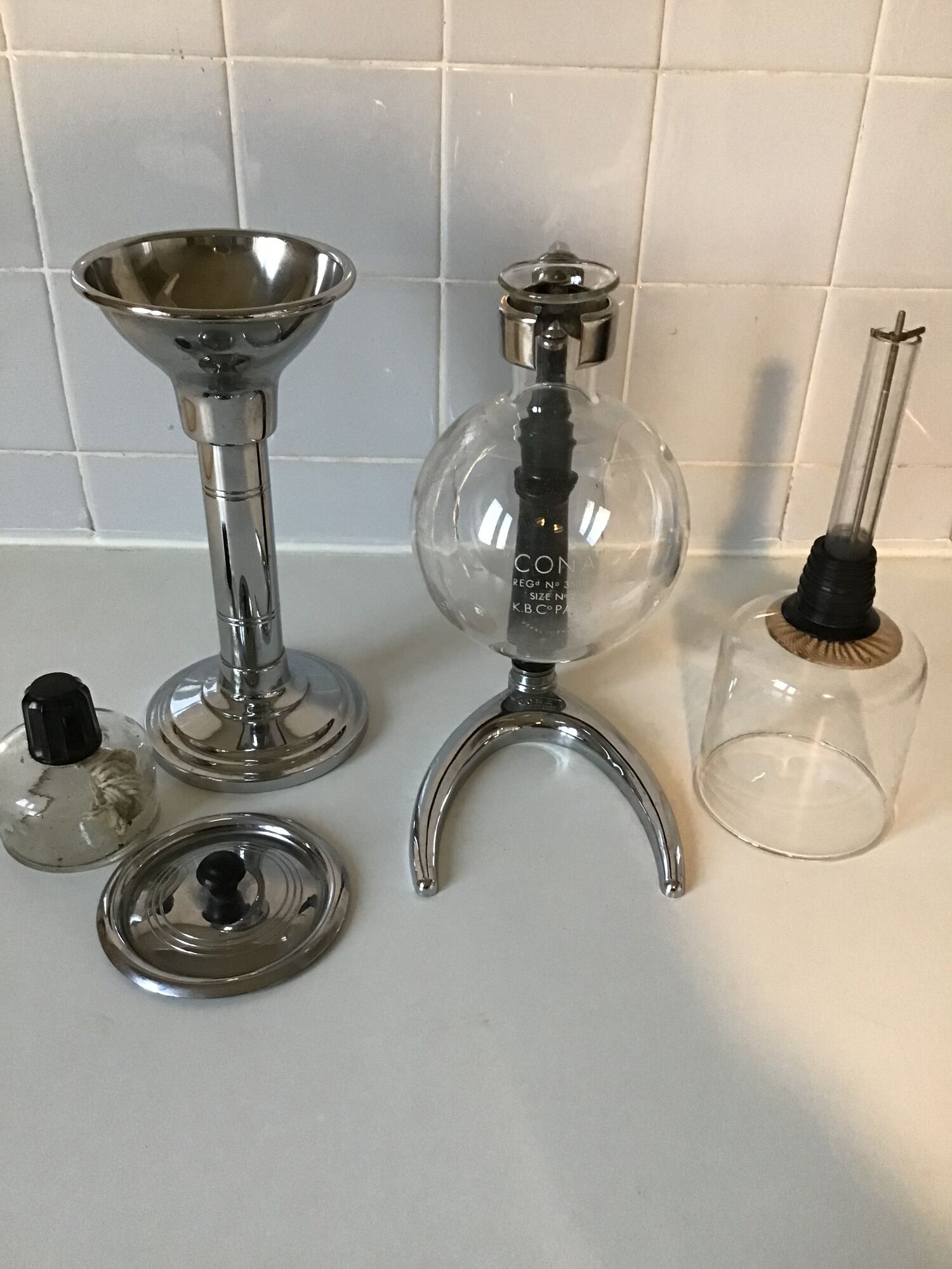 Cona vacuum coffee maker complete with its chrome tulip holder in good condition makes an excellent