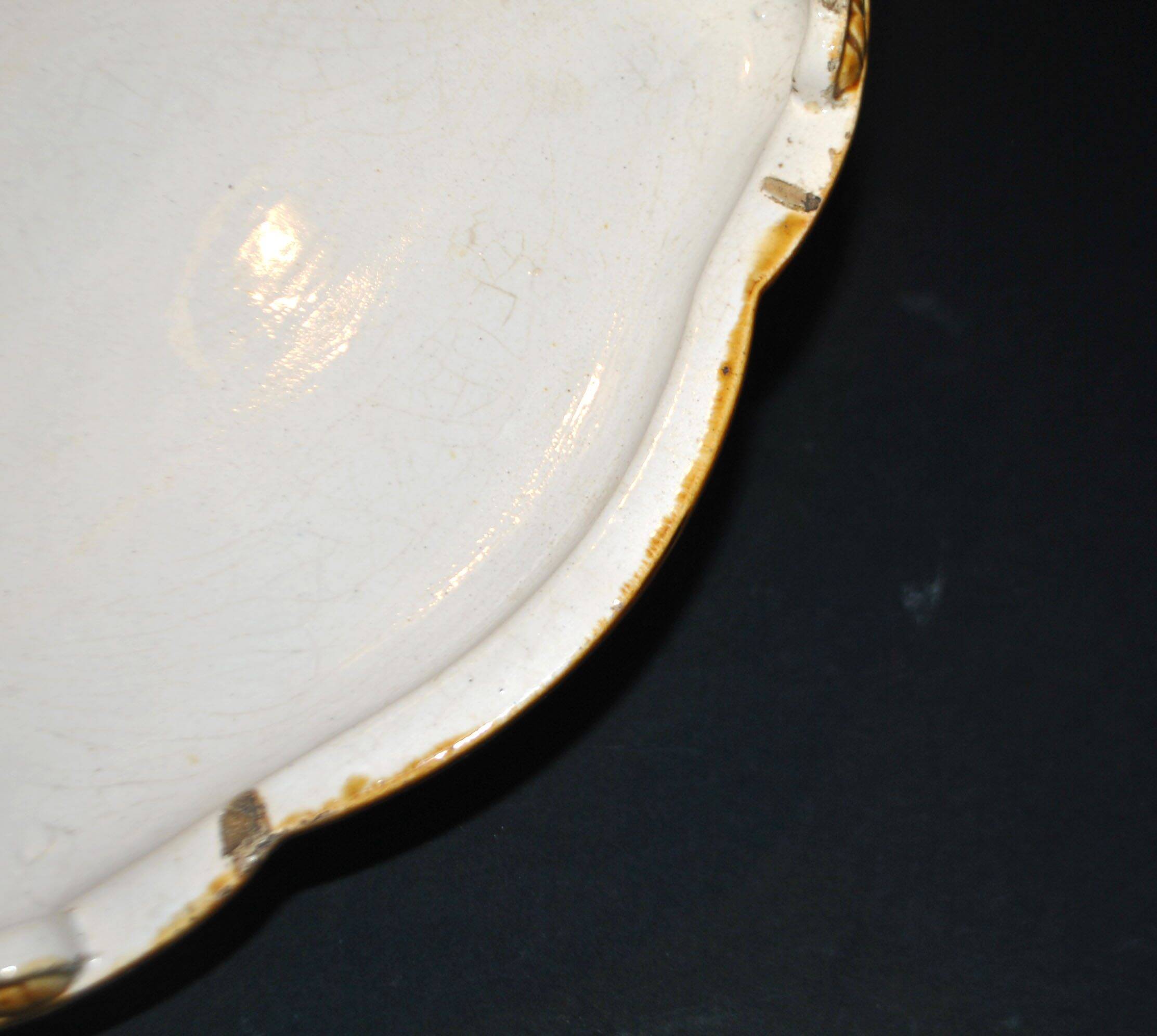 Onnaing? Art Nouveau slipware trivet with bird decoration, ceramic trivet, 1910