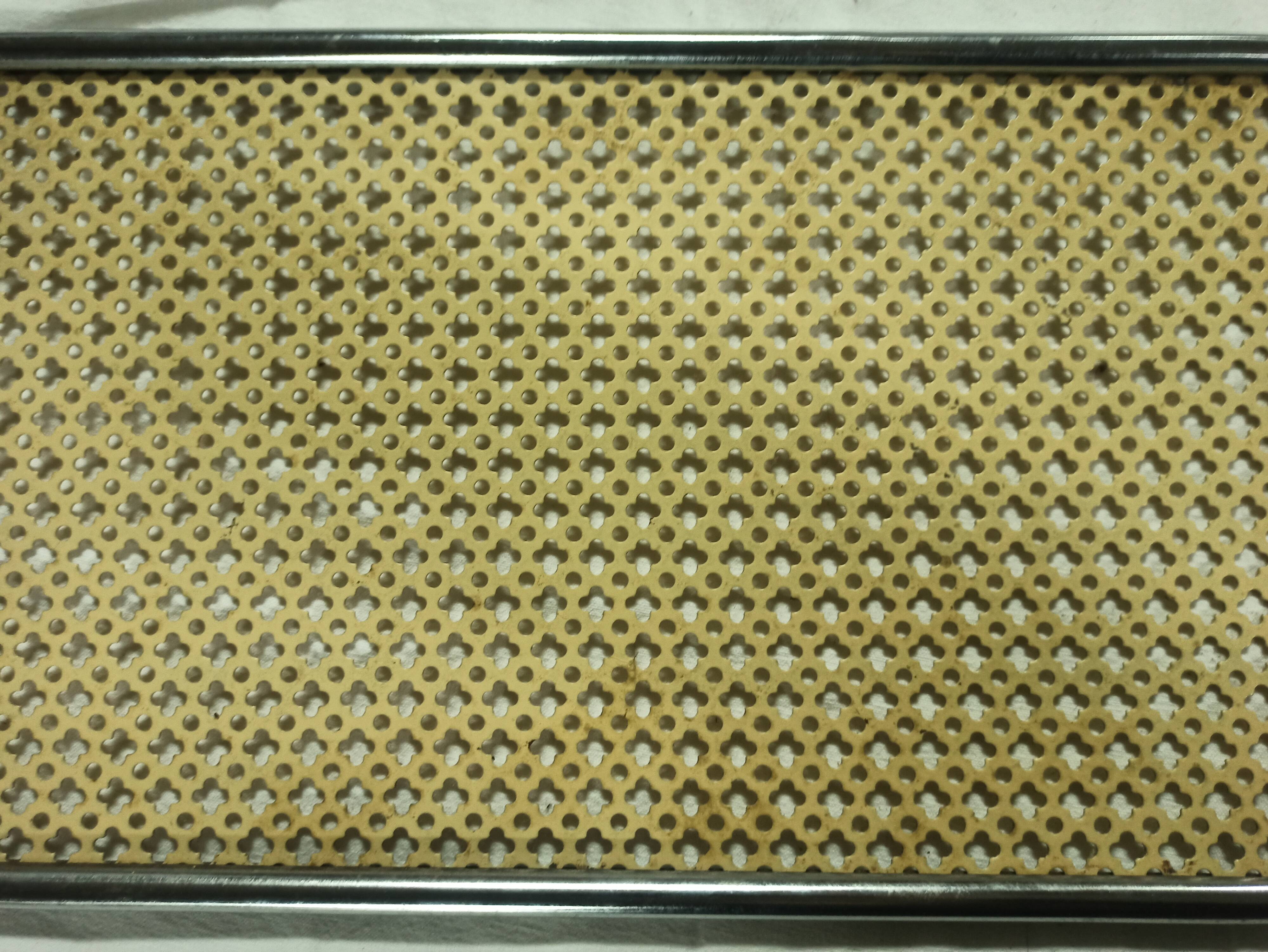 Yellow perforated iron plate top