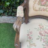 Basket bed and its two armchairs