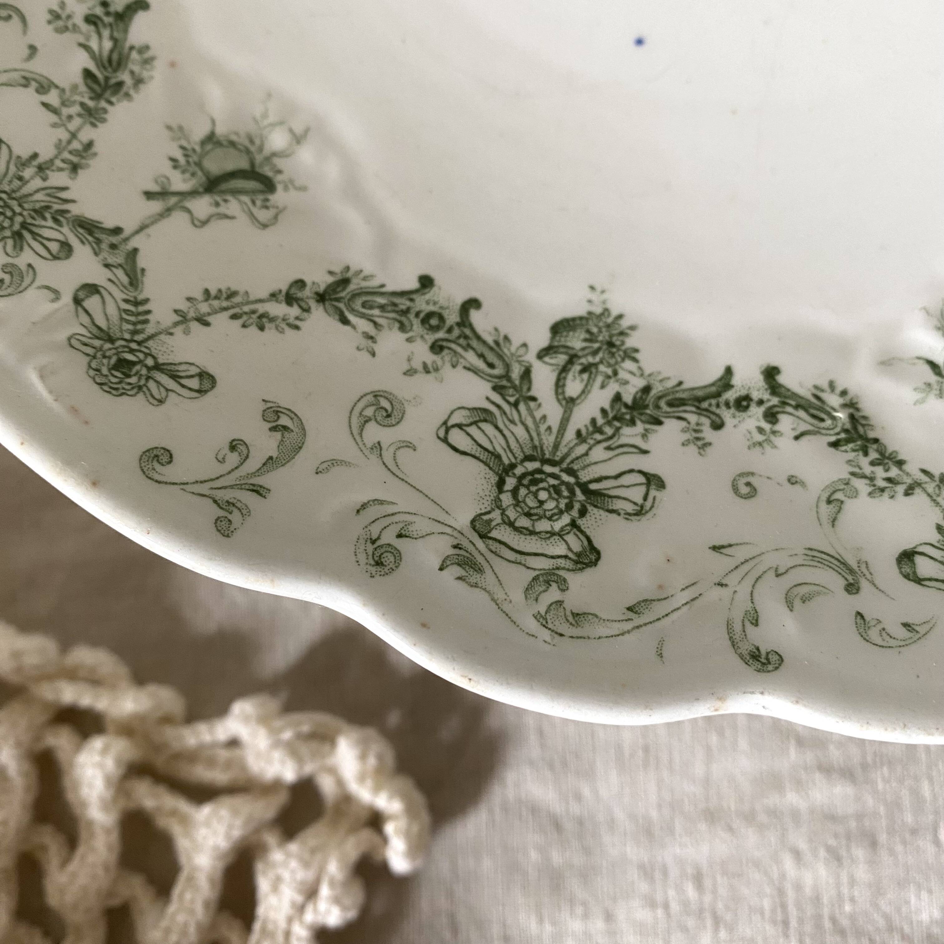 Standing dish, English porcelain compotier Ridgway