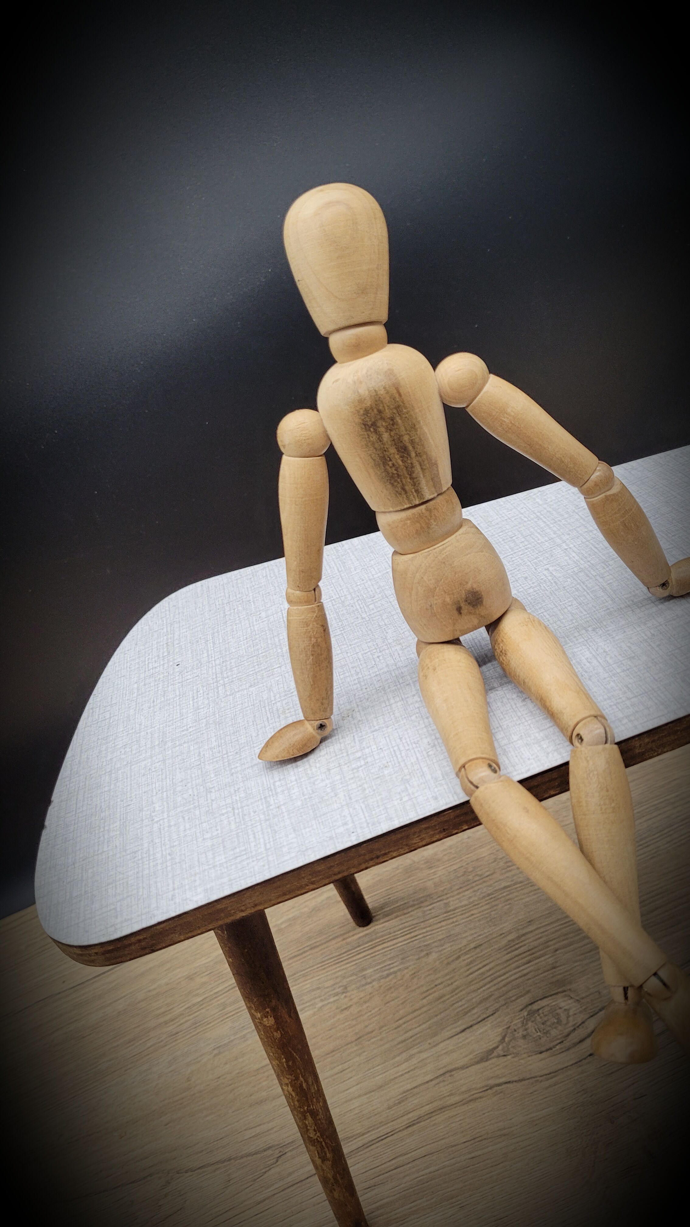 Formica tripod stool